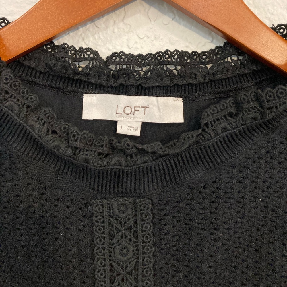 LOFT Black Crochet-Detail High Neck long sleeve top with pleated sleeves - Picture 4 of 4